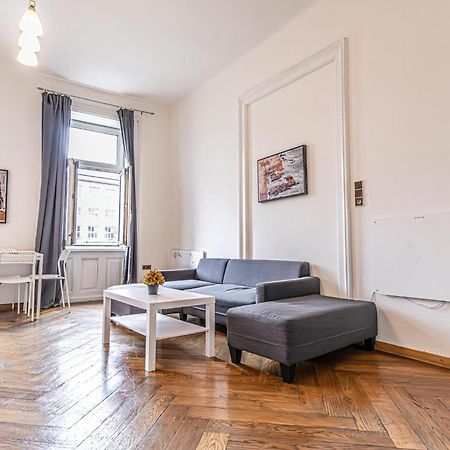 Gorgeous 1Br Apt Near Akh Hospital Виена Екстериор снимка