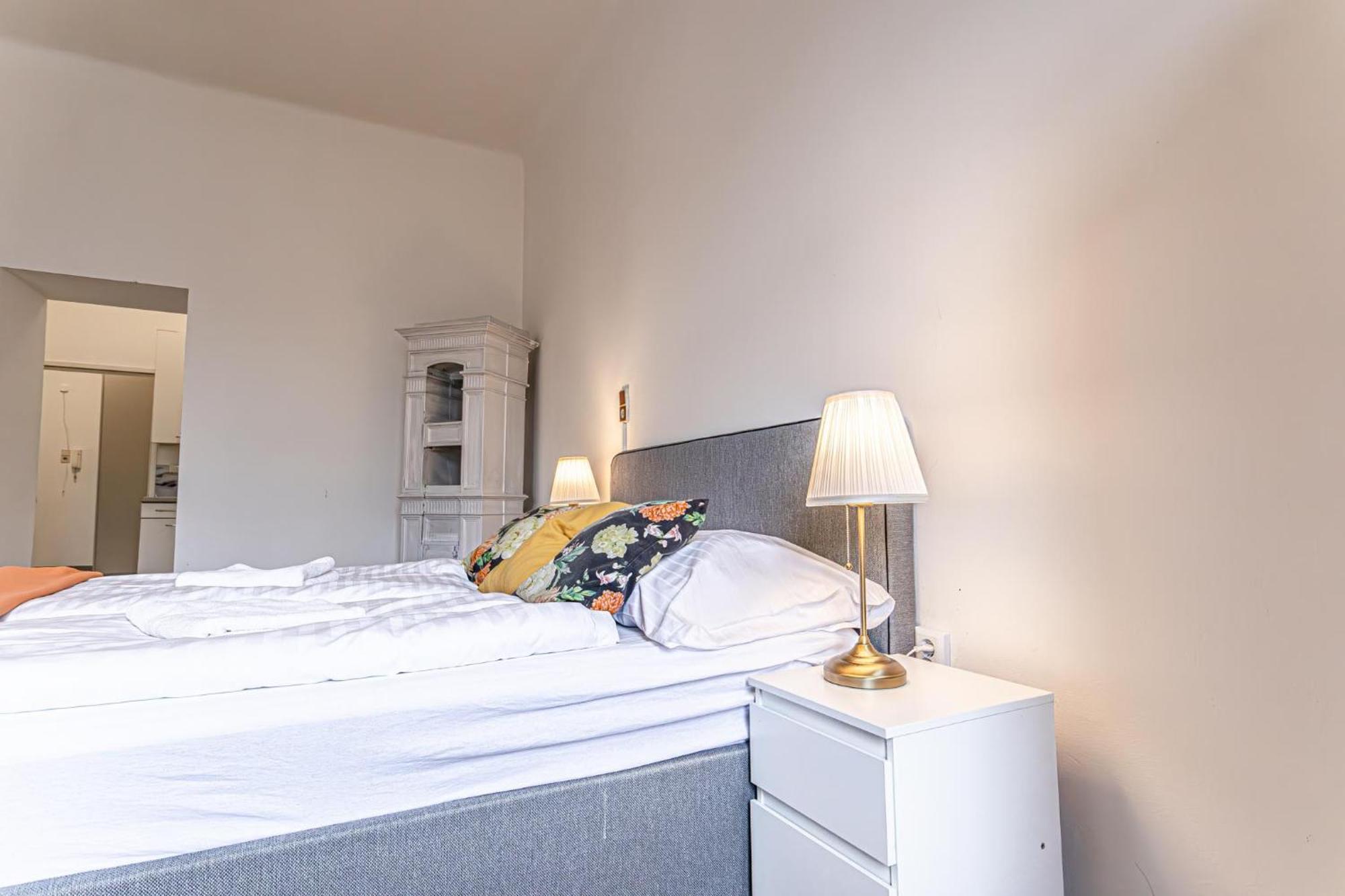 Gorgeous 1Br Apt Near Akh Hospital Виена Екстериор снимка